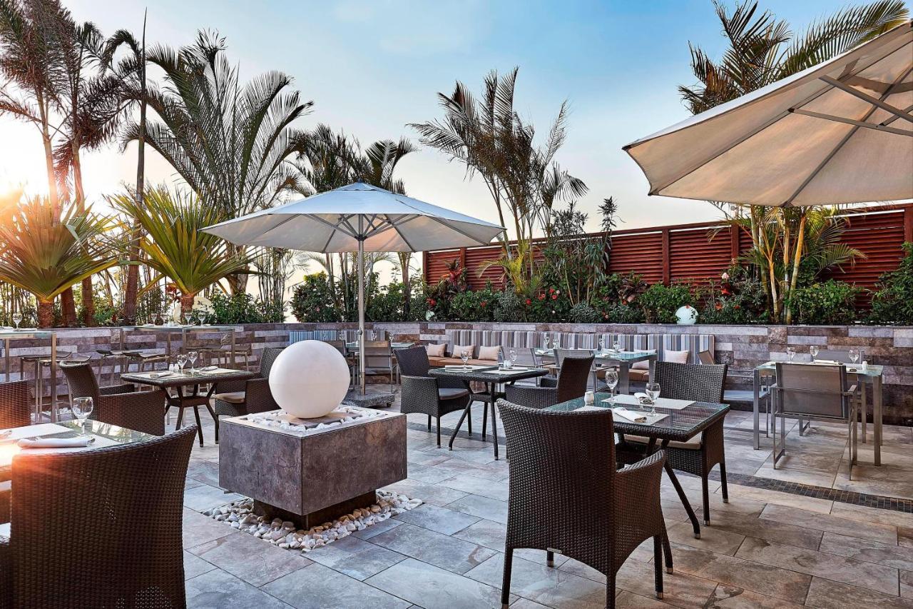 Jw Marriott Hotel Kairo Bagian luar foto The Terrace